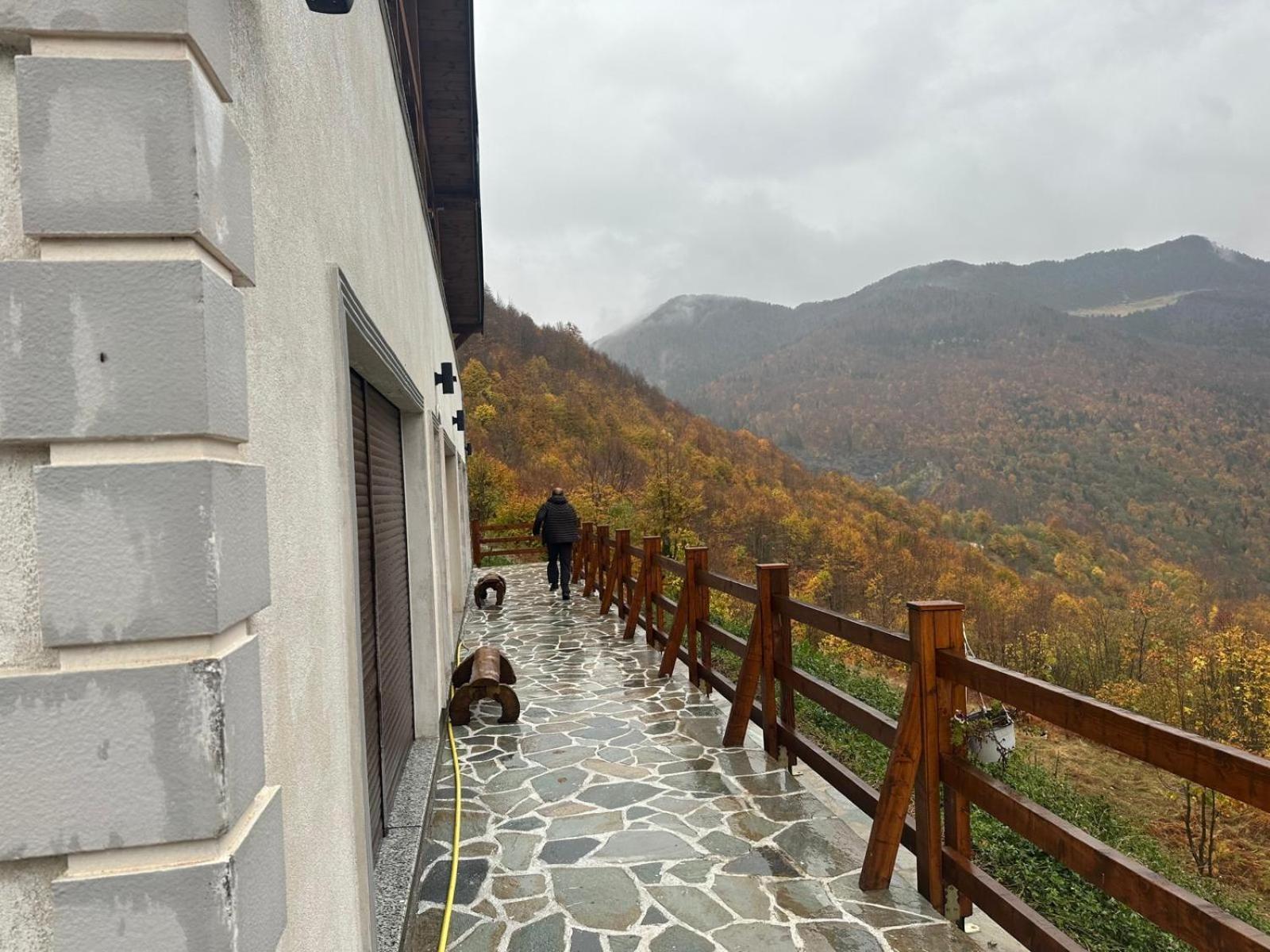Zeneli Alpin Chalet Cerem Exterior photo